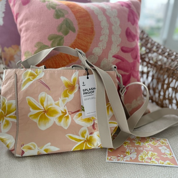 Aloha Collection - Picture 2 of 15